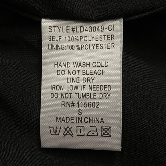 Lush Red Black White Liberty Floral Mini Ruched Dress Smocked Back Small - Picture 4 of 16